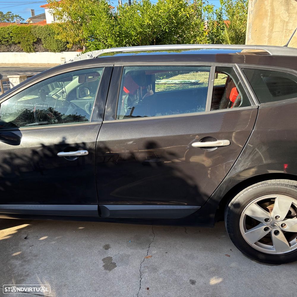 Renault Mégane Sport Tourer 1.5 dCi Dynamique - 8