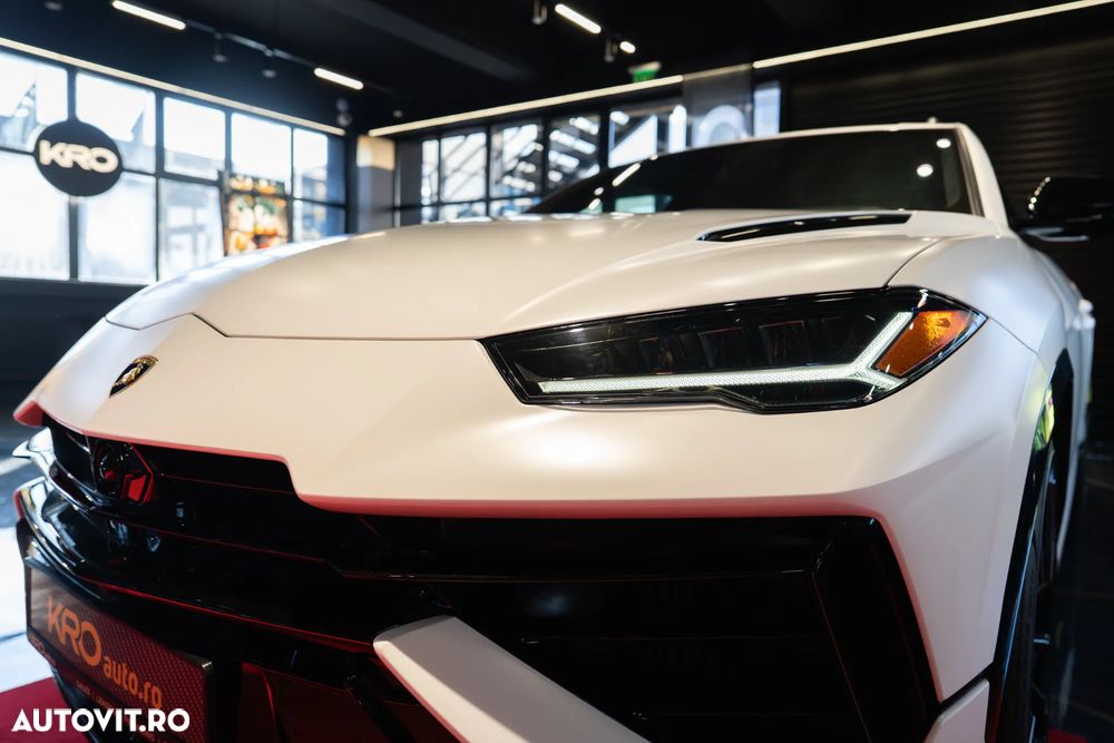 Lamborghini URUS - 14