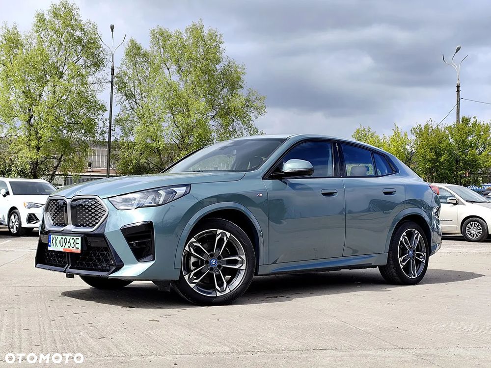 BMW iX2 xDrive30 66.5kWh M Sport - 2