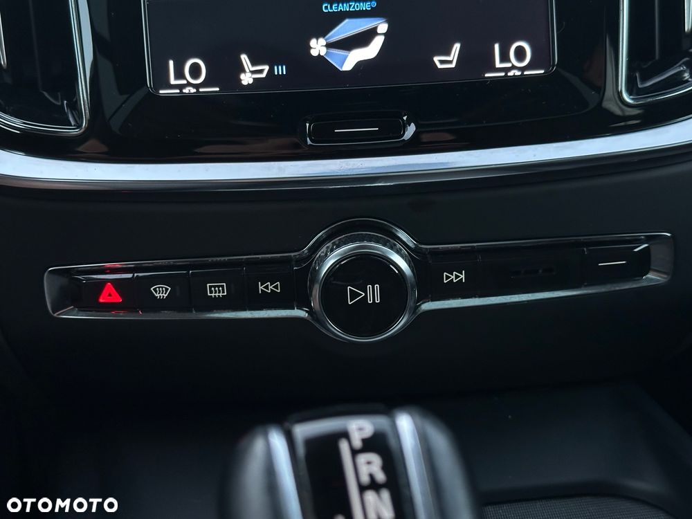 Volvo V60 D4 Inscription - 34
