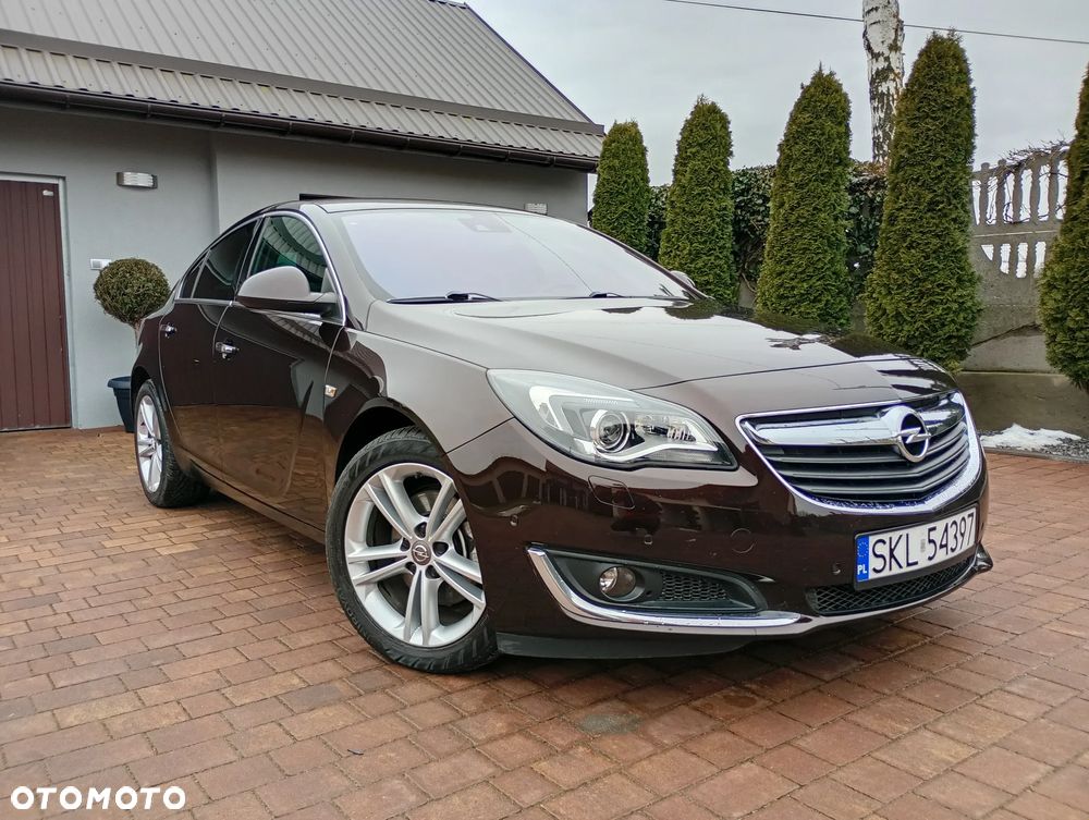Opel Insignia - 1