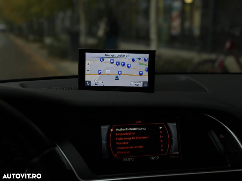 Audi A4 Avant 2.0 TDI DPF quattro S tronic S line Sportpaket - 5