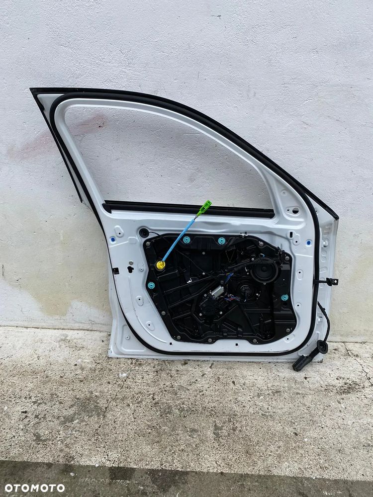 BMW X1 U11- DRZWI PRZEDNIE PRZÓD - 12