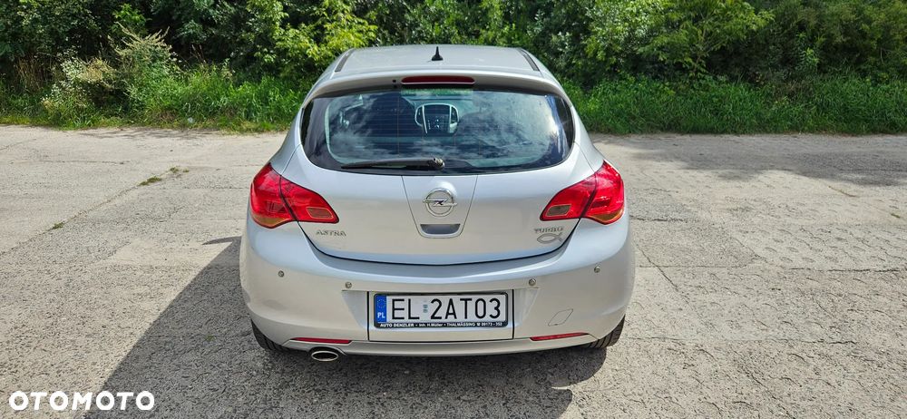 Opel Astra 1.4 T Cosmo - 9