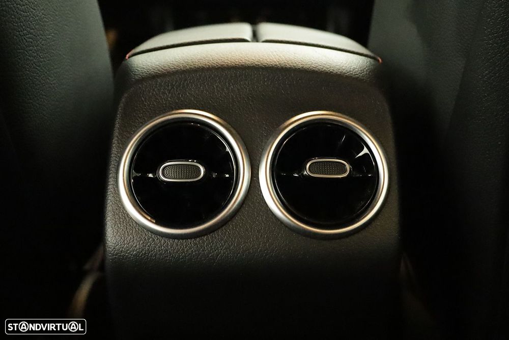 Mercedes-Benz B 250 e AMG Line - 25