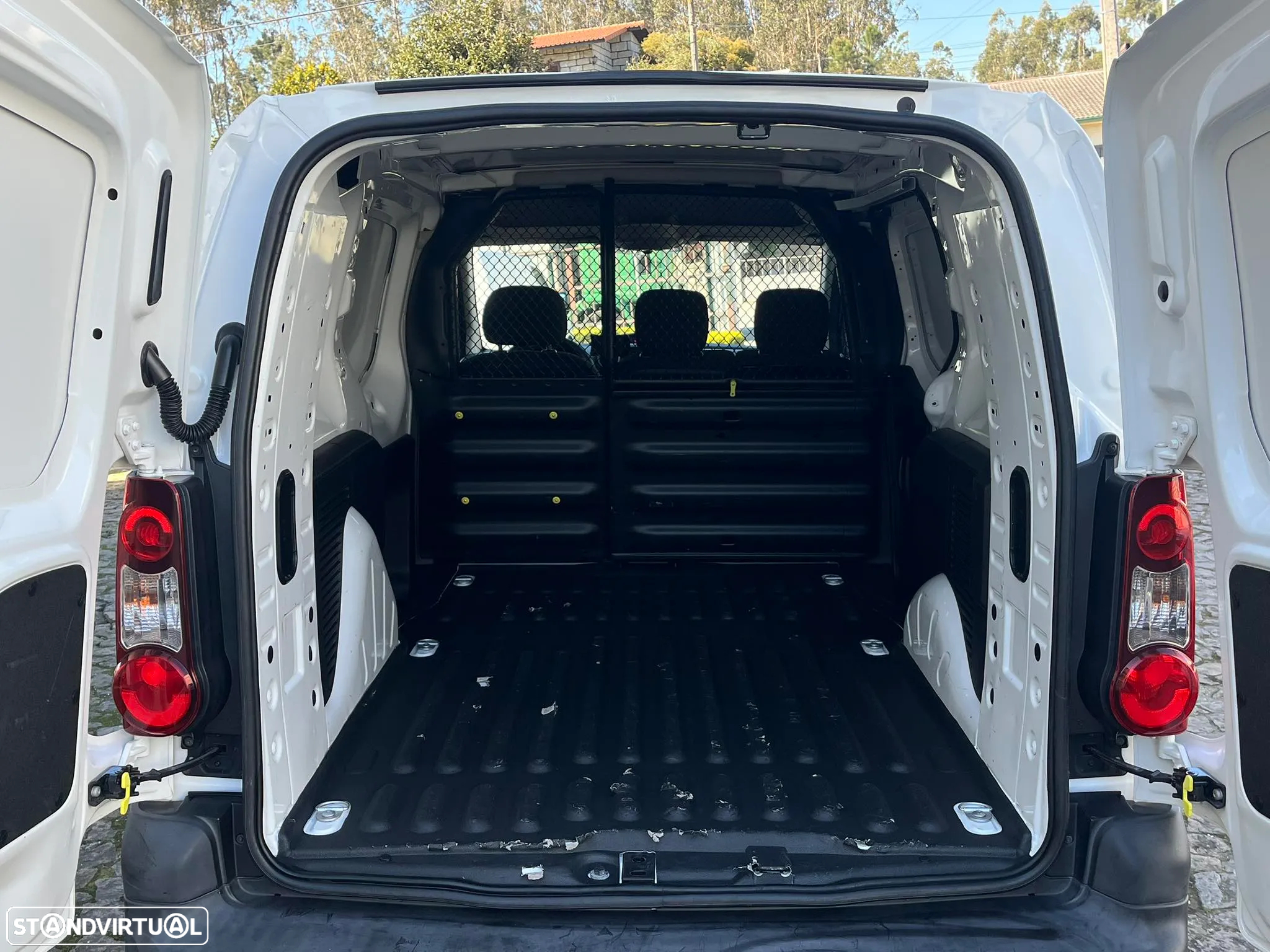 Citroën Berlingo L2 1.6 BlueHDi 100cv - 23