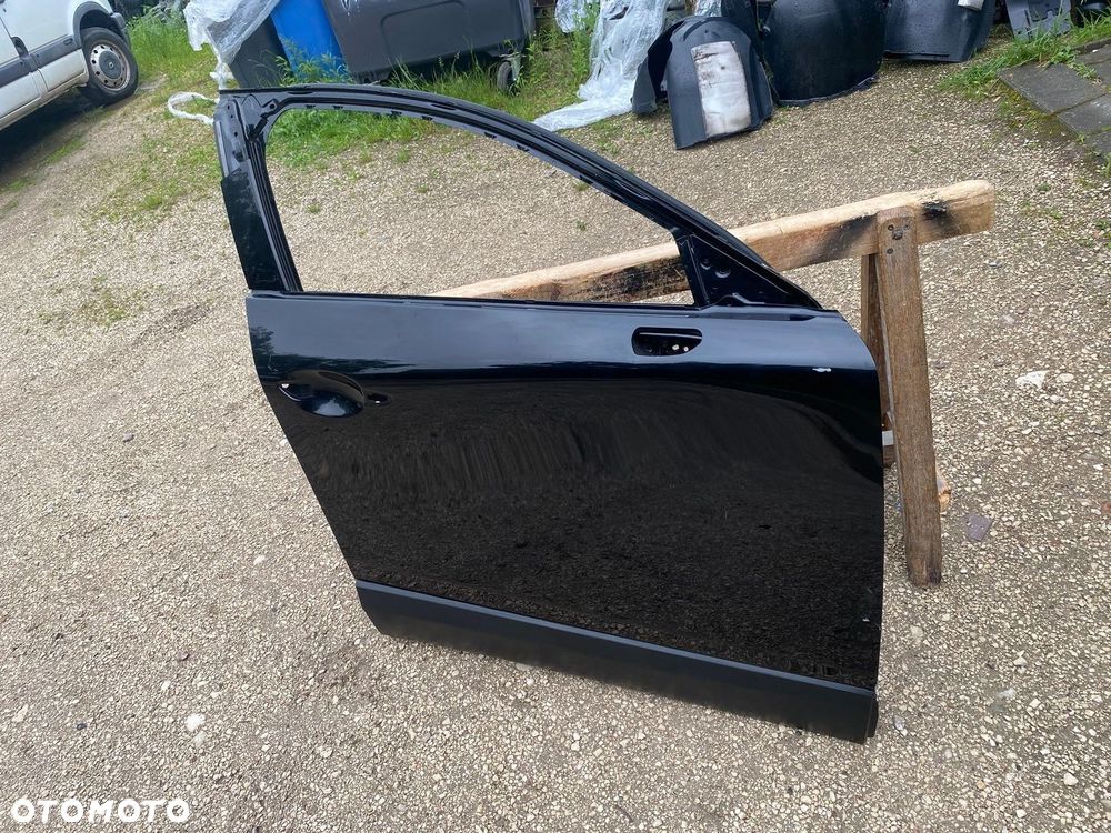 DRZWI PRZEDNIE PRAWE MAZDA CX30 DGH958010 - 2