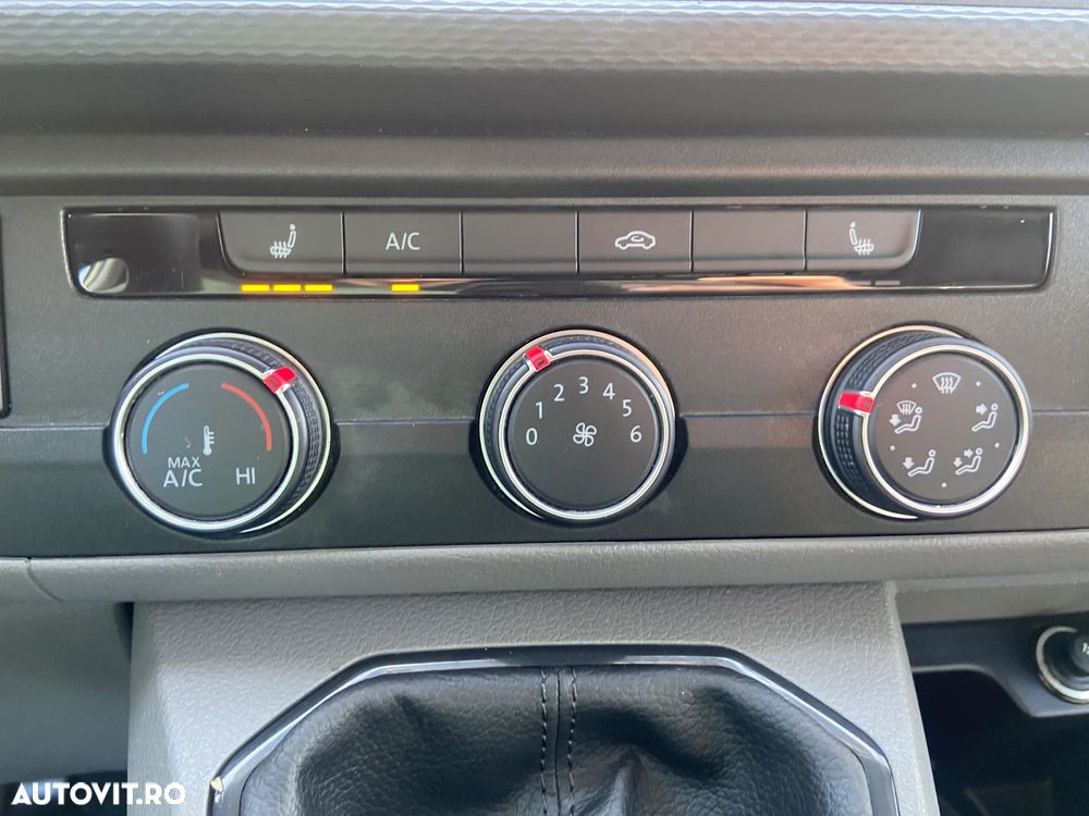 Volkswagen Transporter T6.1 - 33