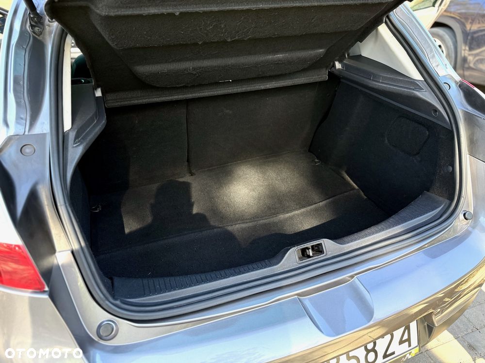 Renault Megane 2.0 dCi 16V Privilege - 23