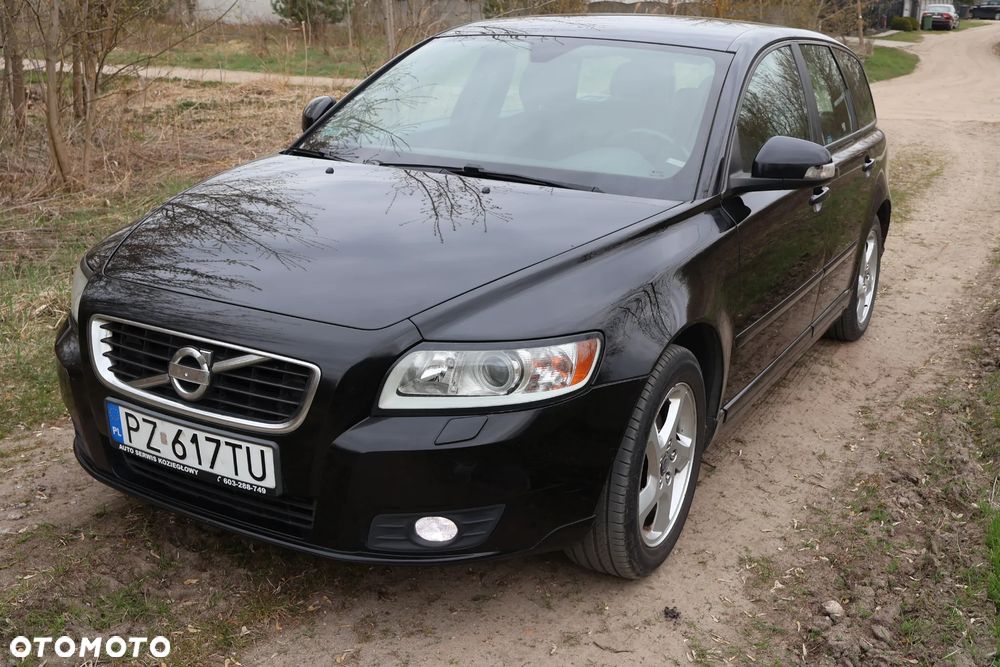 Volvo V50 D2 Momentum - 4