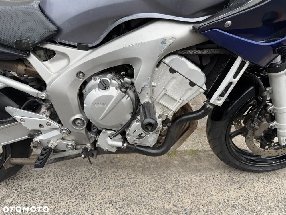 Yamaha FZ6 - 15
