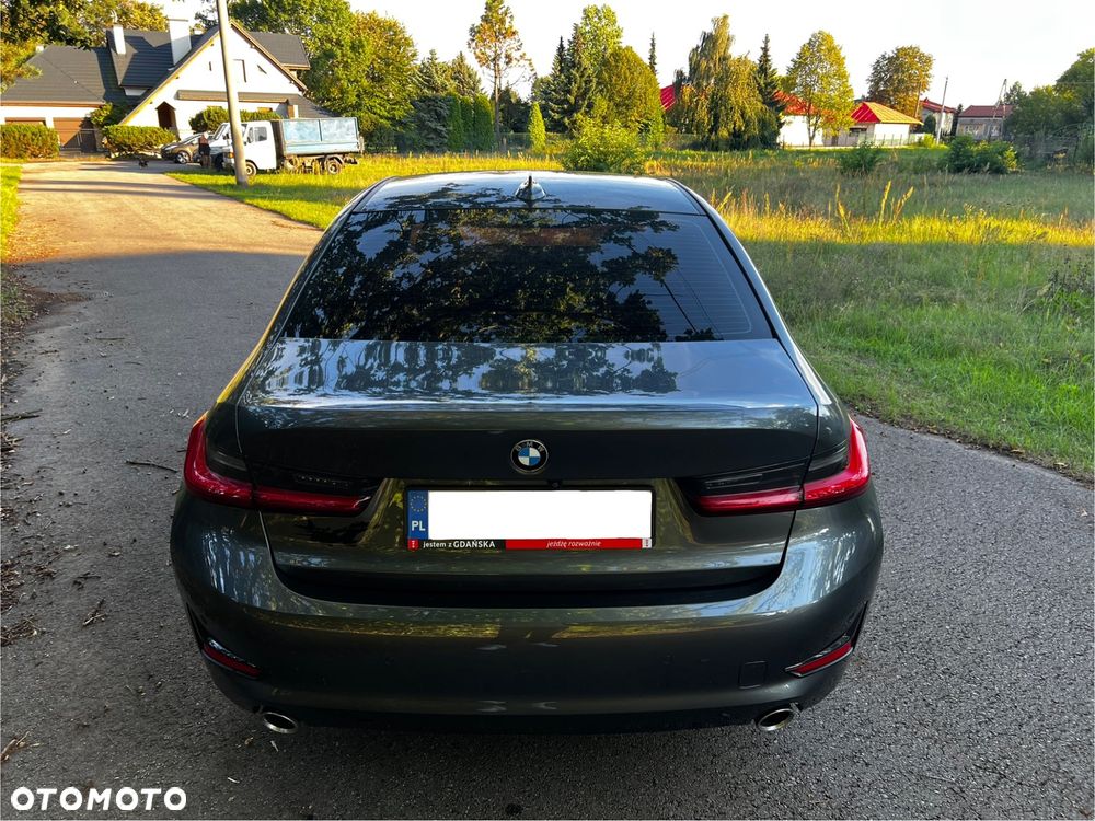 BMW Seria 3 320d Advantage sport - 8