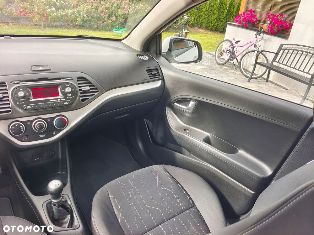 Kia Picanto 1.2 Dream Team Edition - 9