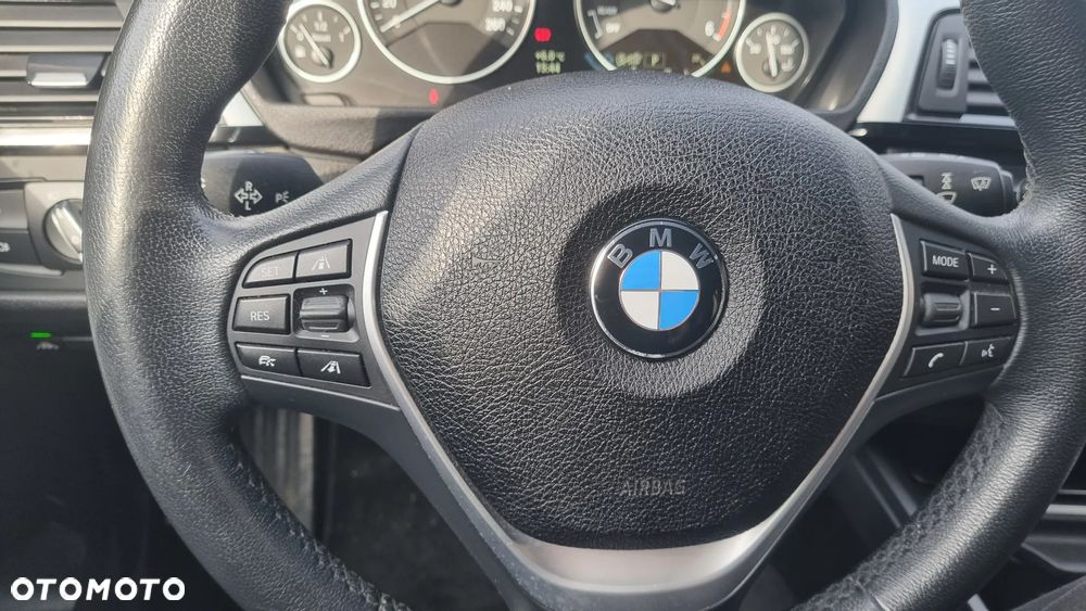 BMW Seria 3 320d Efficient Dynamics Edition - 22