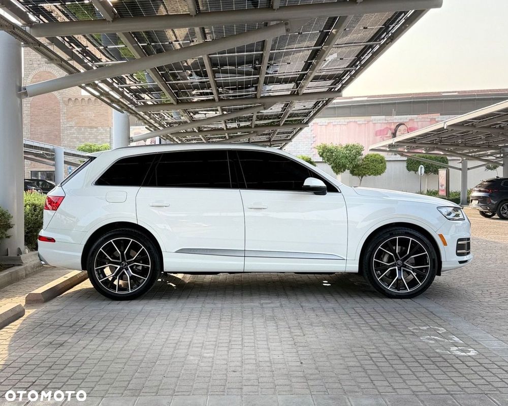 Audi Q7 - 6