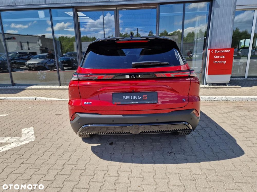 BAIC 5 - 5