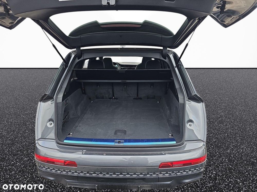 Audi Q7 - 36