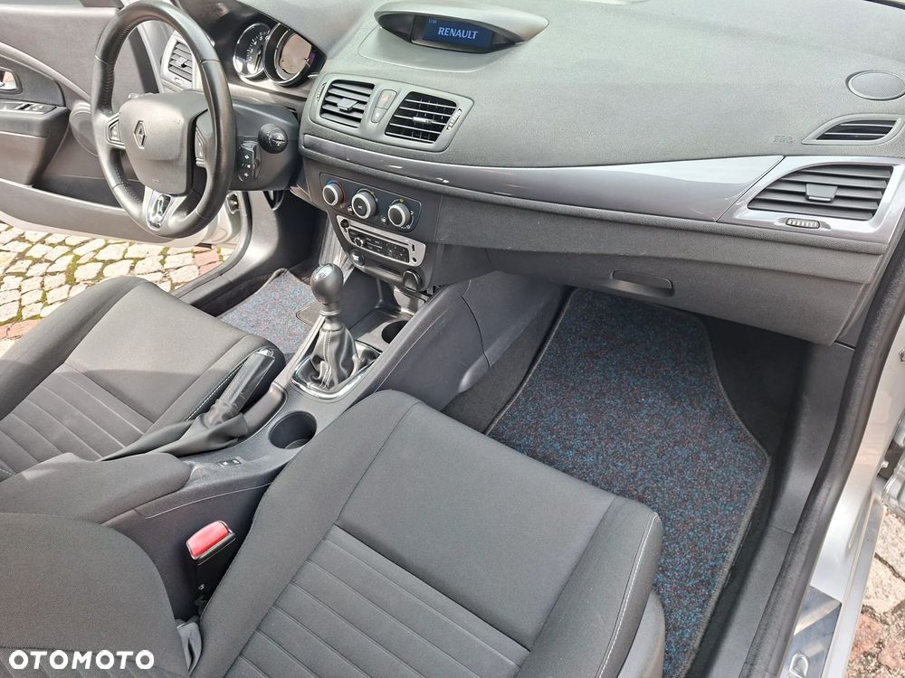 Renault Megane 1.6 16V 110 LIMITED - 19
