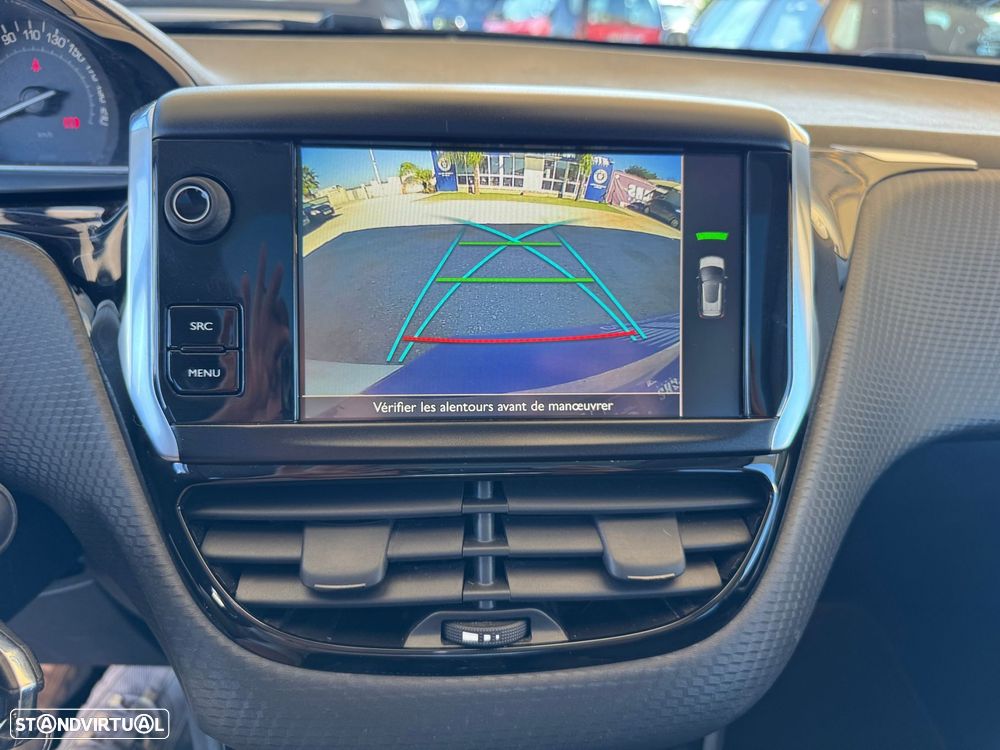 Peugeot 2008 1.2 PureTech Crossway - 21