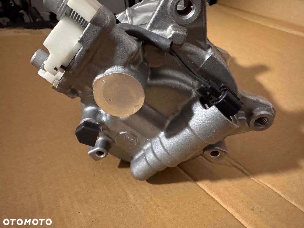 NOWA Sprężarka Kompresor klimatyzacji BMW MINI F40 F10 G30 F48 F15 64525A3F1D2 - 5