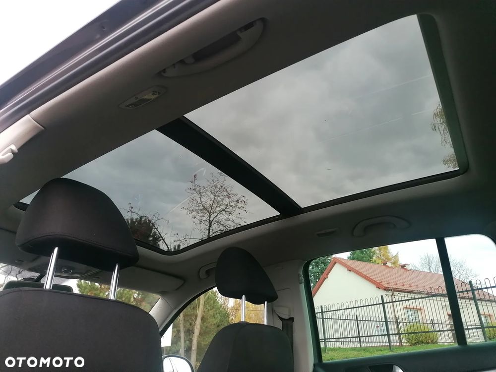 Volkswagen Tiguan 2.0 TDI DPF BlueMotion Technology Sport & Style - 20