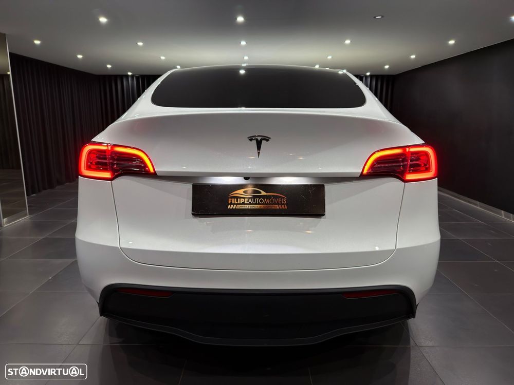 Tesla Model Y Standard - 7