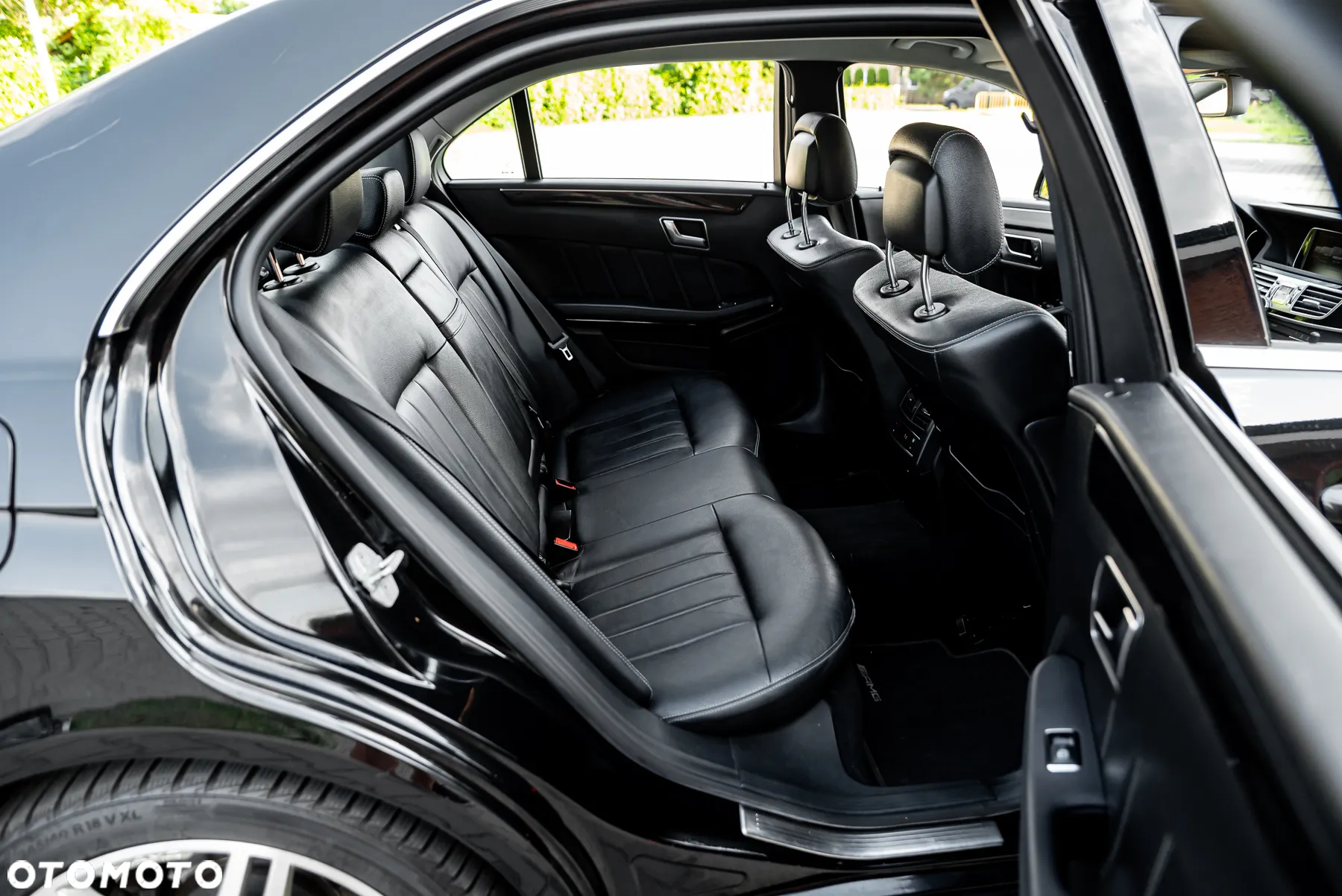 Mercedes-Benz Klasa E 220 BlueTEC 4-Matic Avantgarde - 24