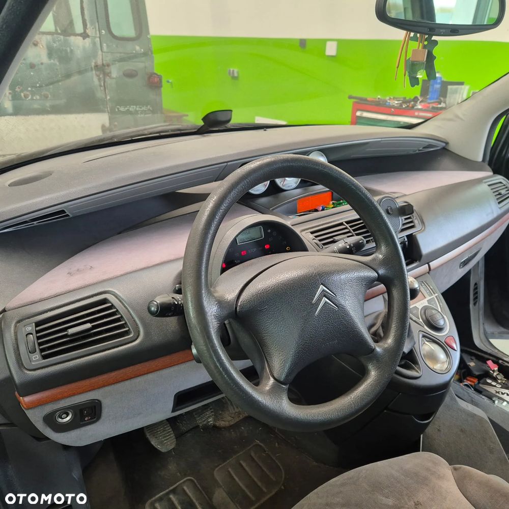 Citroën C8 2.0 HDi Confort - 4