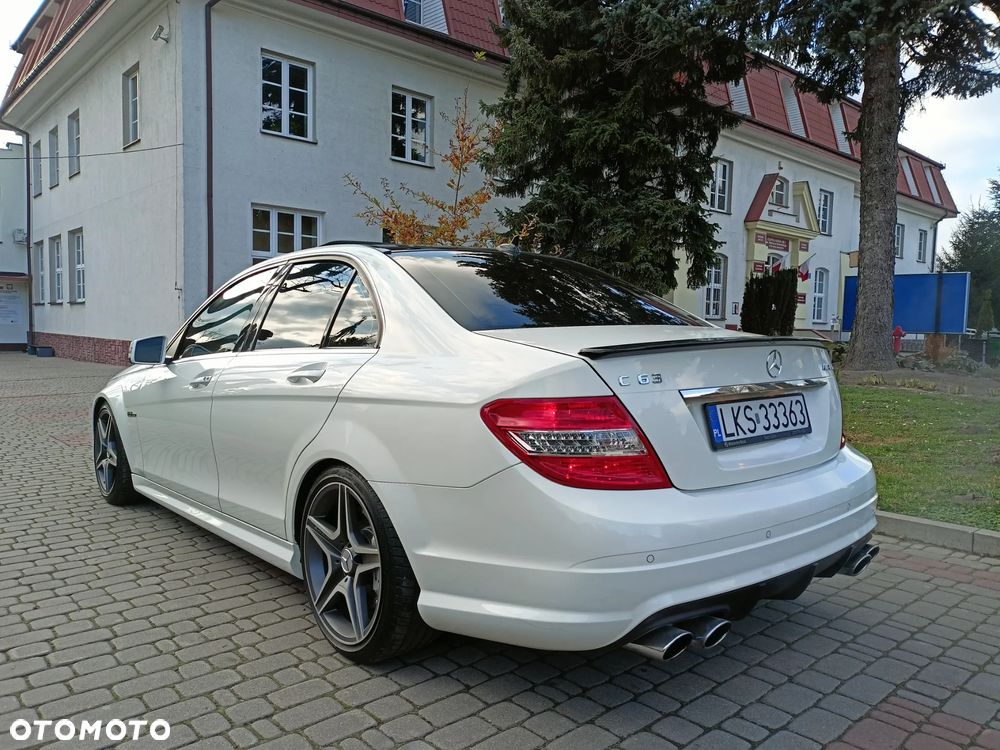 Mercedes-Benz Klasa C 63 AMG 7G-TRONIC SPORT EDITION - 8