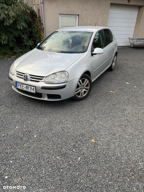 Volkswagen Golf - 6