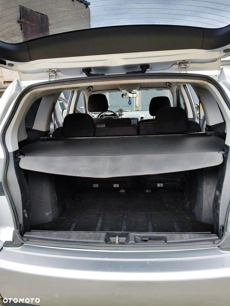 Mitsubishi Outlander - 18