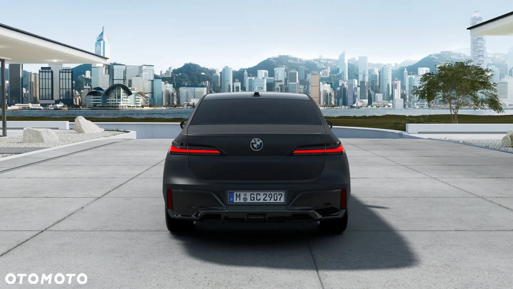 BMW Seria 7 740d xDrive mHEV M Sport sport - 7