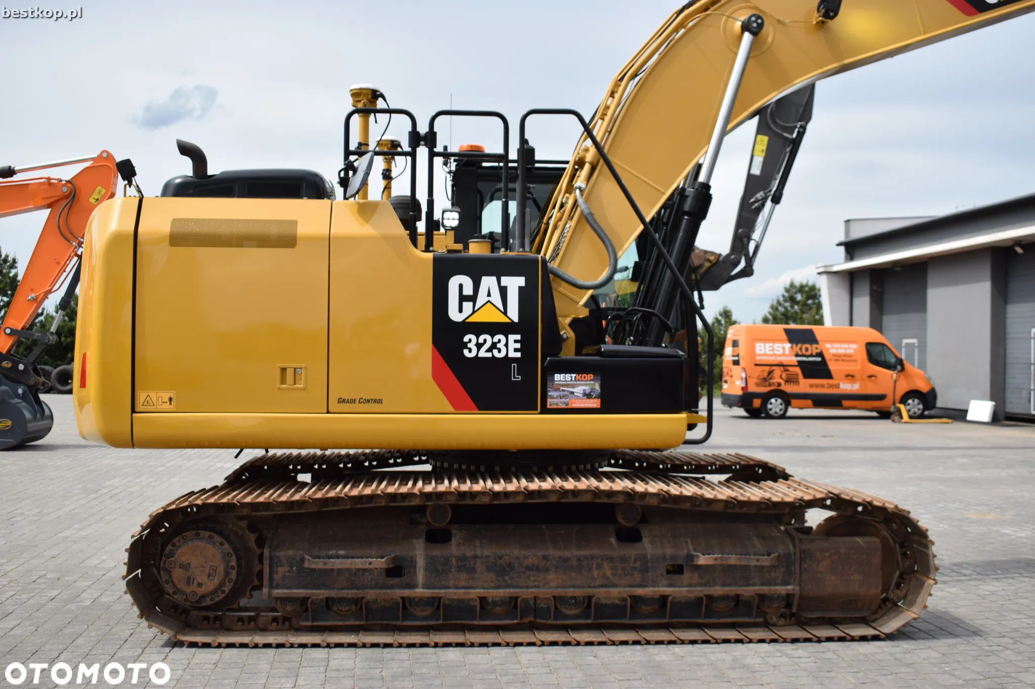 Caterpillar 323EL - 9
