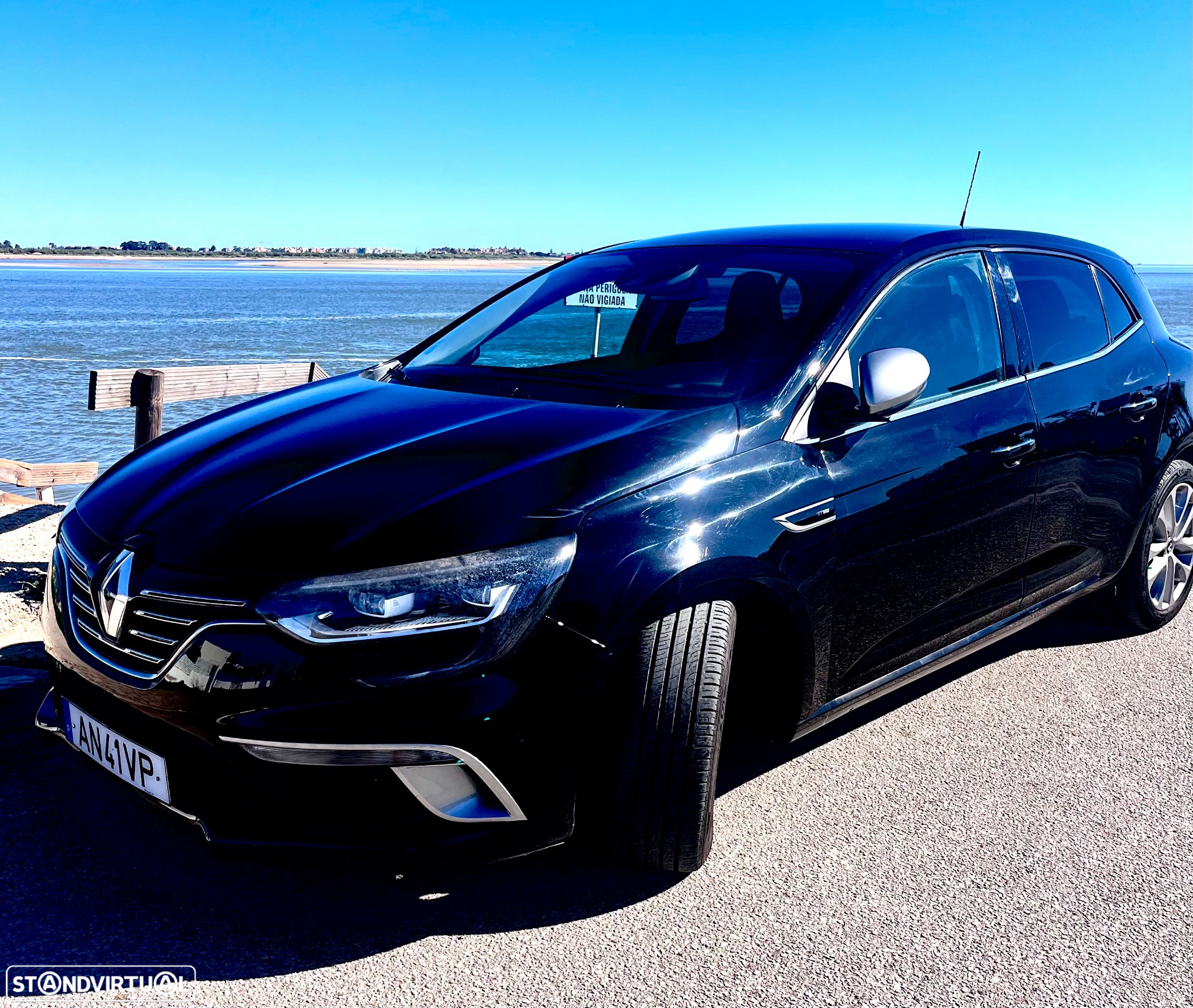 Renault Mégane 1.5 dCi GT Line EDC - 3