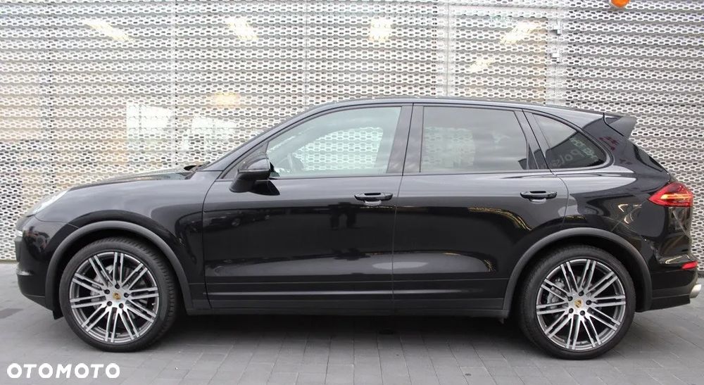 Porsche Cayenne S - 4