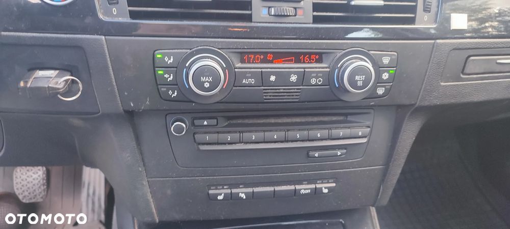 BMW Seria 3 318i - 19