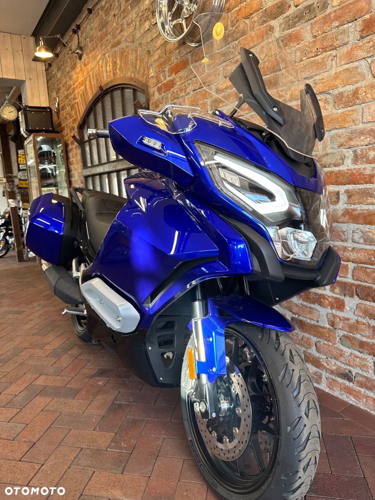 Jawa 750 Touring - 15