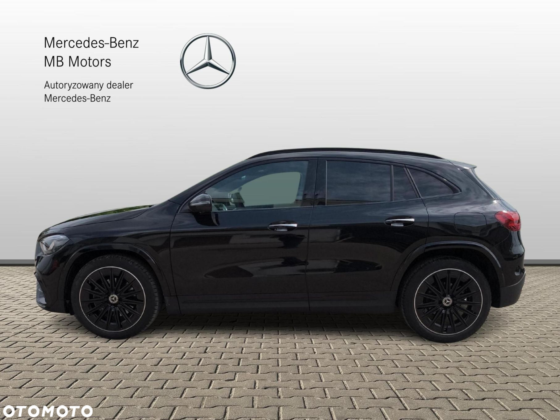 Mercedes-Benz GLA - 3