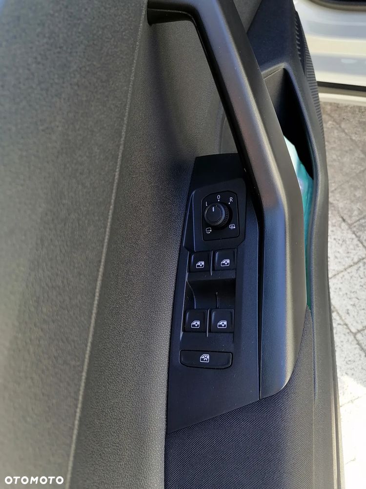 Volkswagen Taigo 1.0 TSI Life DSG - 7