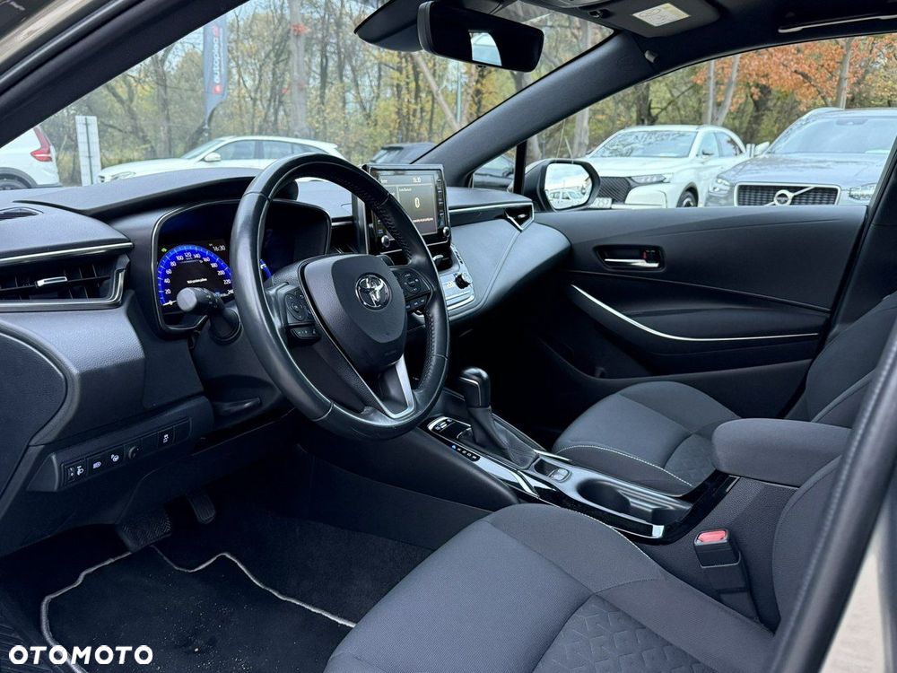 Toyota Corolla - 9