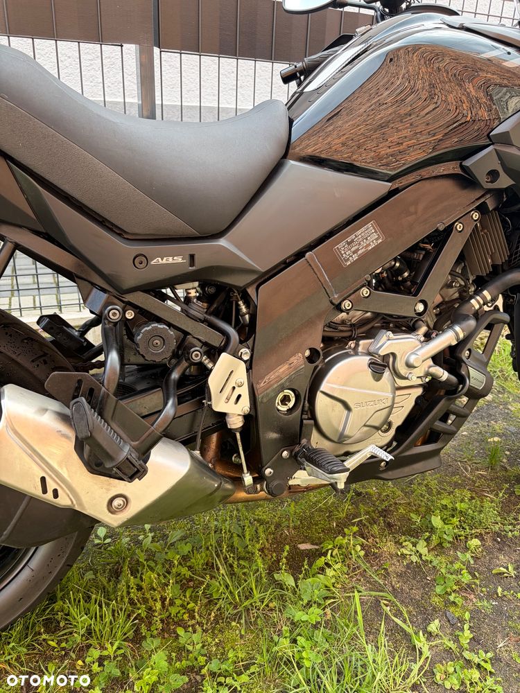 Suzuki DL - 19