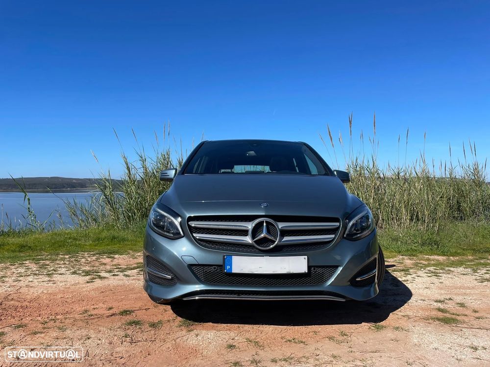 Mercedes-Benz B 180 Standard - 1