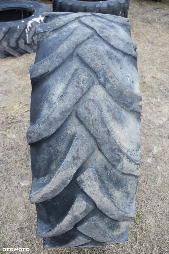 Opona/ opony 15.5/80 R24 400/80 R24 Michelin Solideal - 6