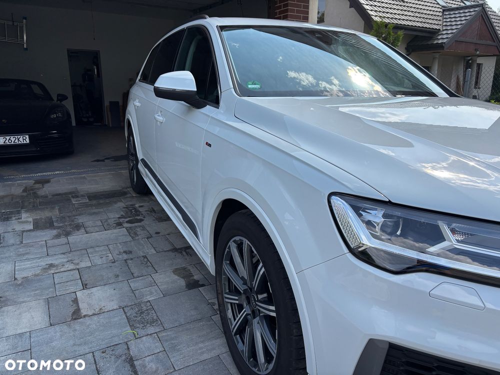 Audi Q7 55 TFSI mHEV Quattro S Line Tiptr - 2