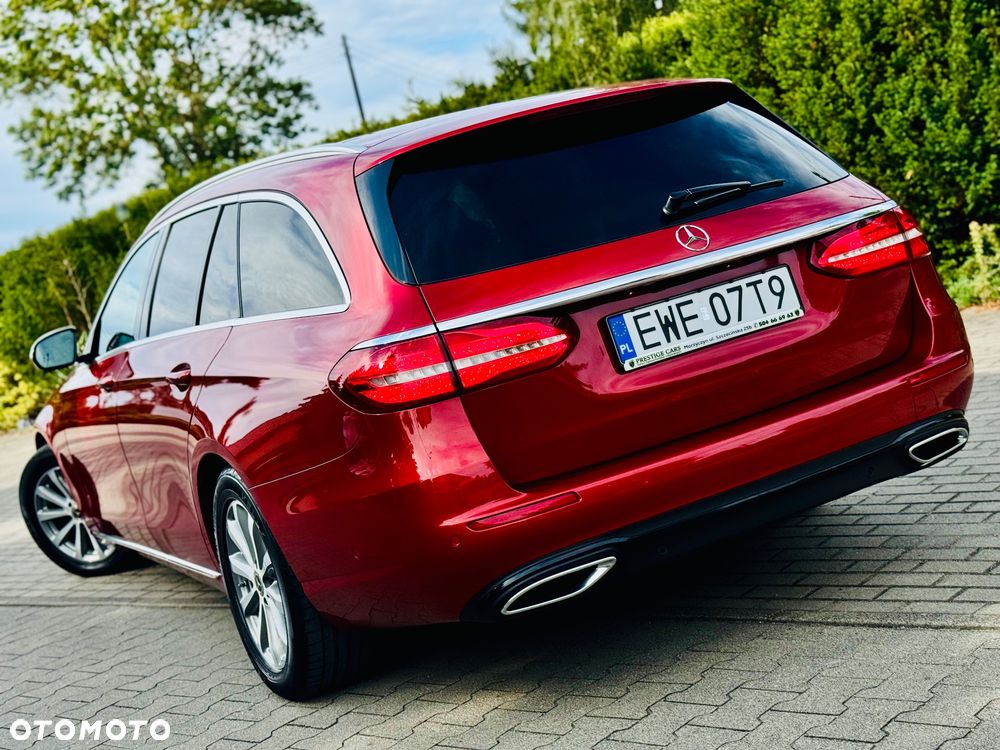 Mercedes-Benz Klasa E 220 d T 9G-TRONIC Exclusive - 10