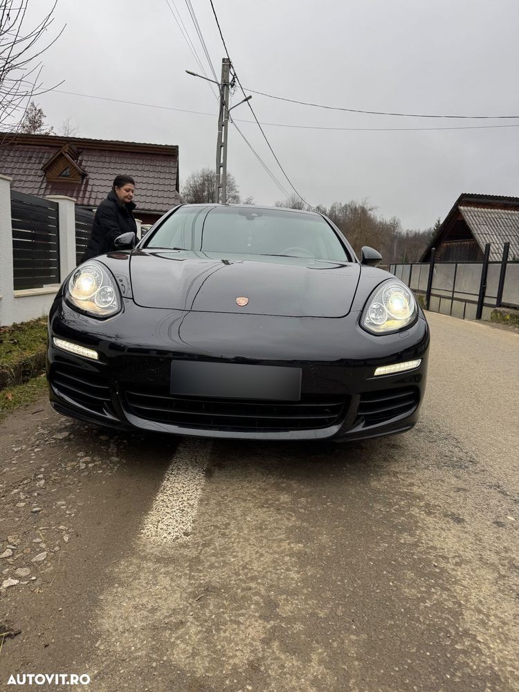 Porsche Panamera - 6