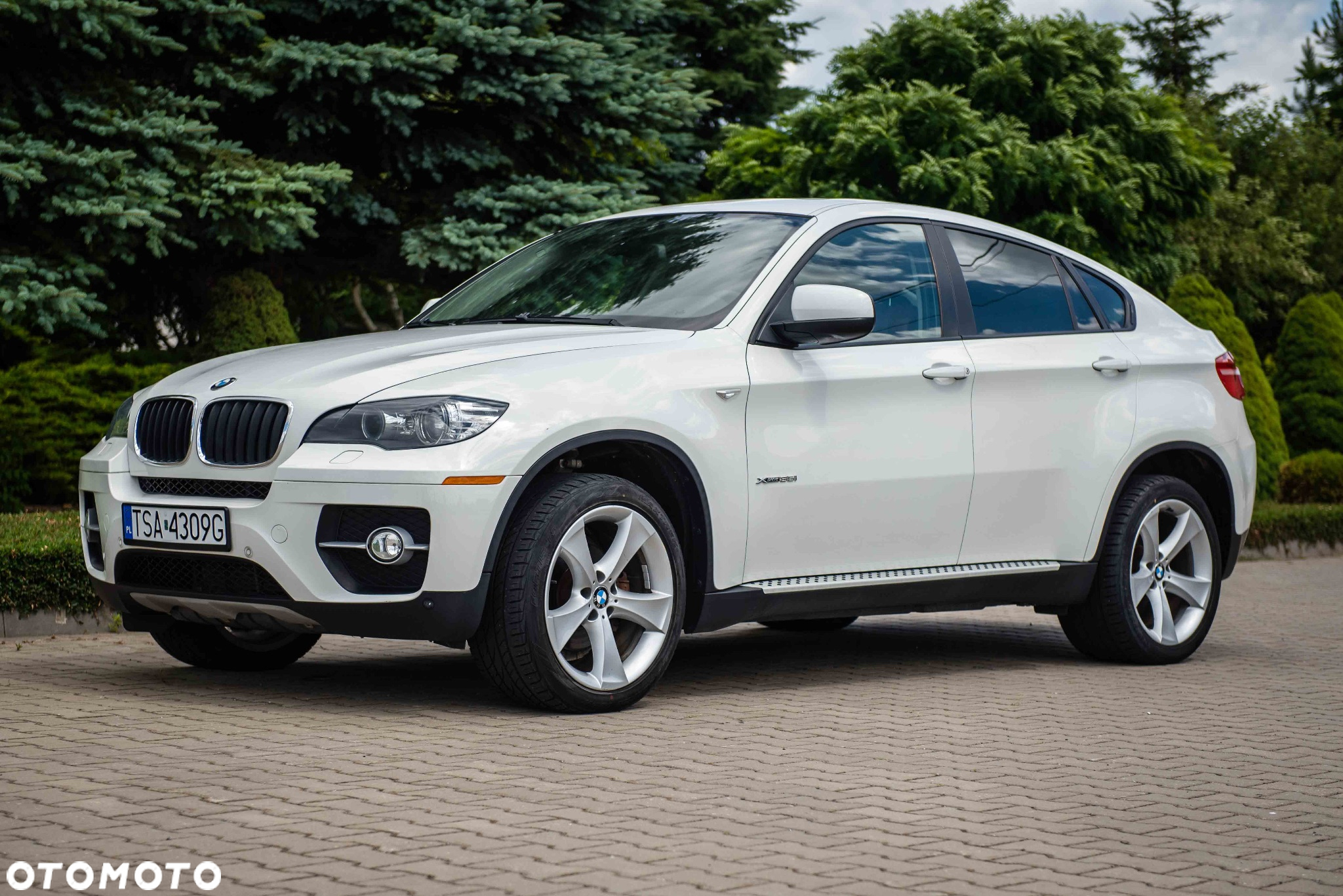 BMW X6 xDrive35i - 16