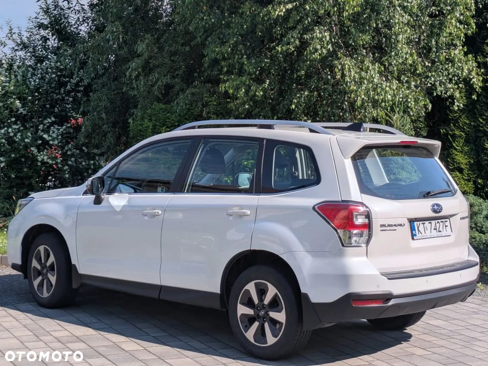 Subaru Forester 2.0 i Exclusive (EyeSight) Lineartronic - 3