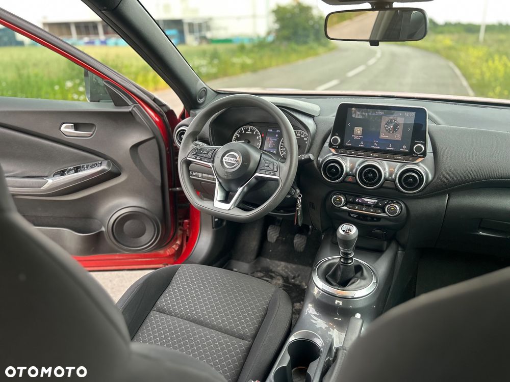 Nissan Juke 1.0 DIG-T Acenta - 31
