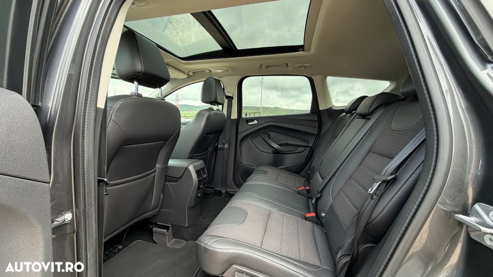 Ford Kuga 2.0 TDCi 4WD Powershift Titanium - 7